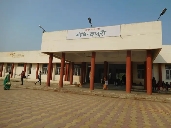 Govindpuri railway station
