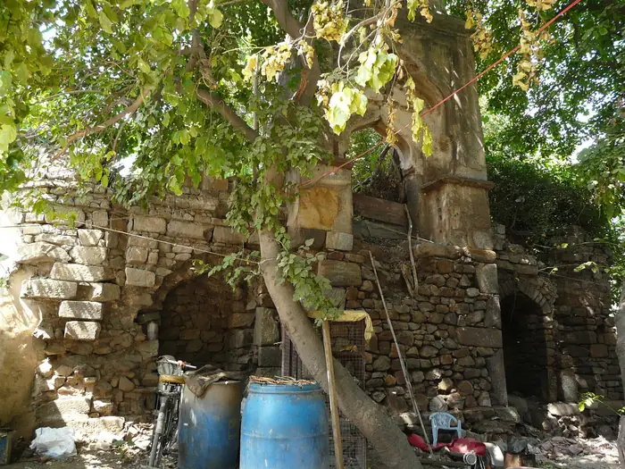 Lado Sarai Mosque