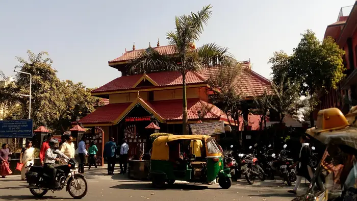 Uttara Guruvayurappan Temple gopuram, Mayur Vihar